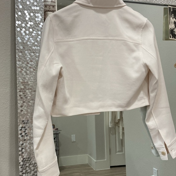 Aritzia NWOT Cropped Jacket - Picture 13 of 14